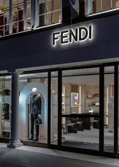 Fendi new bond booking